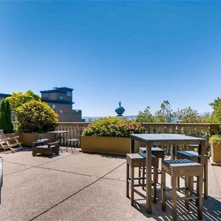 Top Floor Water View Oasis Near Space Needle & Cruise Seattle Bagian luar foto