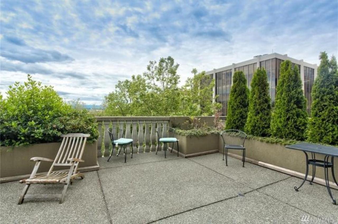 Top Floor Water View Oasis Near Space Needle & Cruise Seattle Bagian luar foto